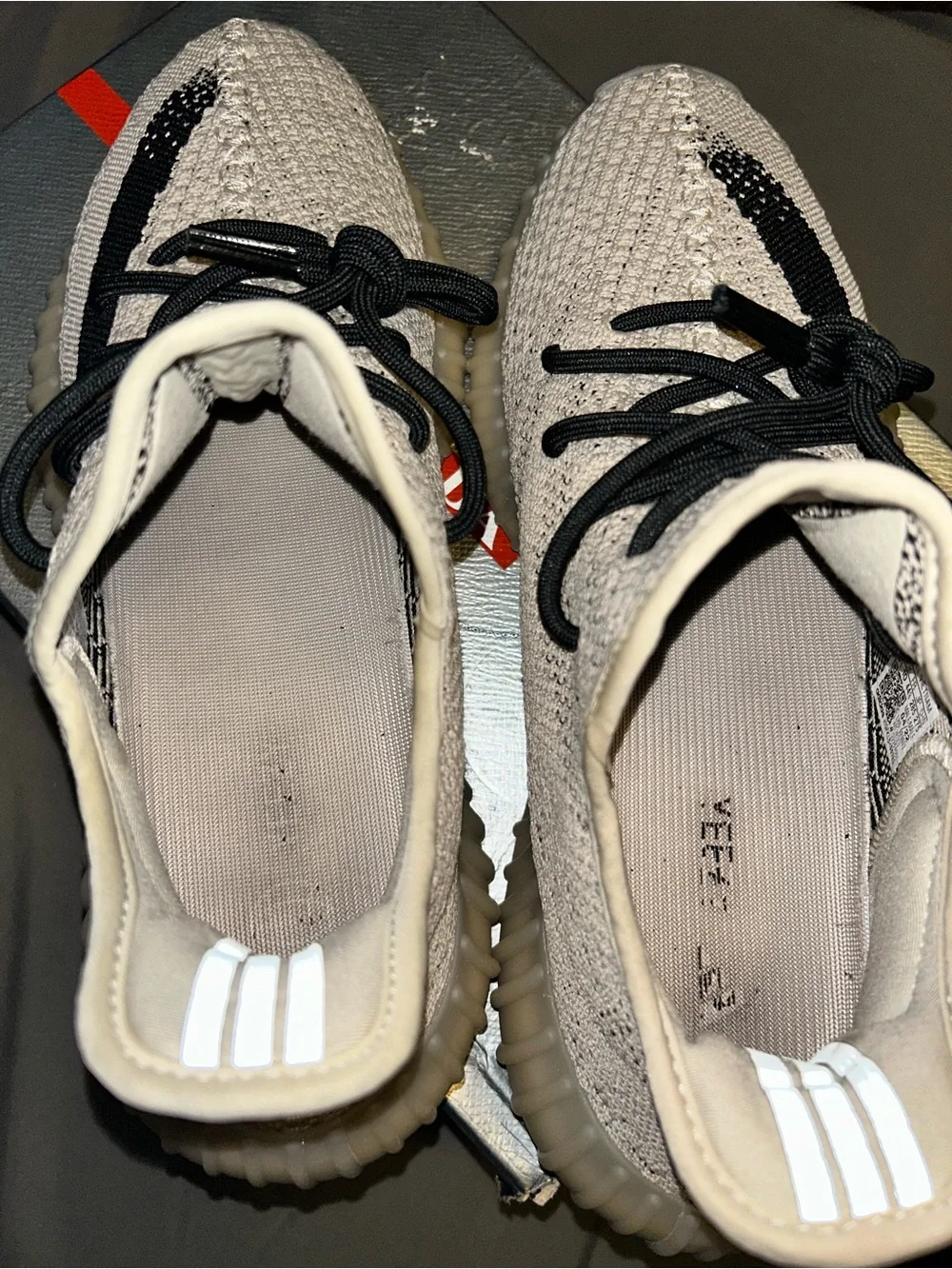 #Exclusive #Yeezy #350 #Slate #Size 10 1/2 #NoBox #Storage - Picture 8 of 10